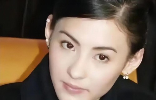 张柏芝母亲节晒3儿子,8岁三胎儿子出镜,亲生父亲再成谜