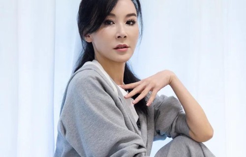 萧蔷第一美女头衔被抢走，林志玲跟陶晶莹强闯休息室炒话题