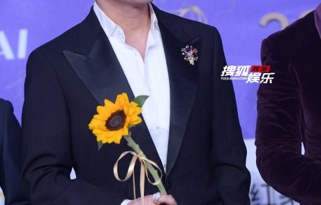 百花奖最佳男配角最终颁给了谁？