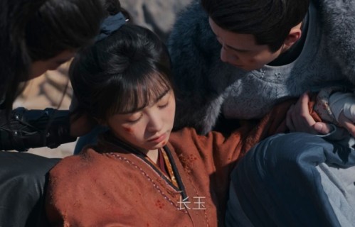 32集古装大剧来袭，演员阵容不输《逐玉》，这次轮到丁禹兮火了