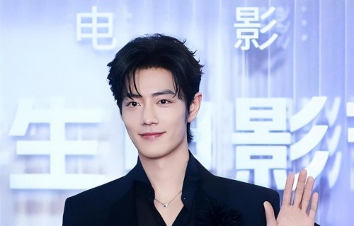 官方发文，34岁肖战高调官宣喜讯，全网恭喜，终于等到这一天