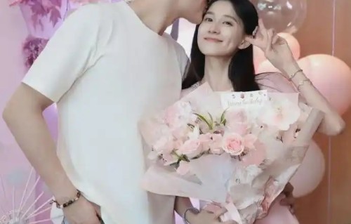 孙杨否认限制张豆豆交友，希望交正直的朋友，他曾被多位好友重创