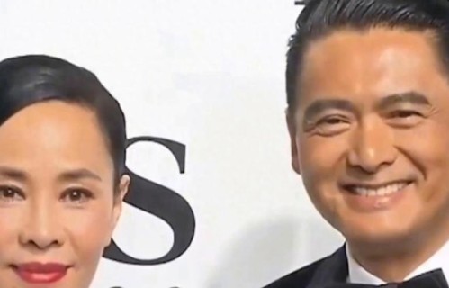 71岁周润发携妻子亮相！结婚40年无儿无女，活成人间清醒