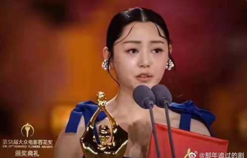 高叶曝卫诗雅获奖后聚餐趣事：影后请客猪脚饭