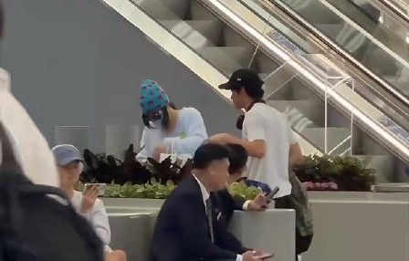 谢霆锋对三个孩子的态度有什么不同？