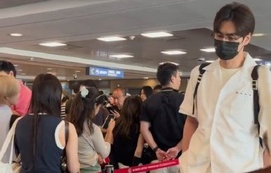 胡一天韩国私人旅行为何没带助理和保镖？