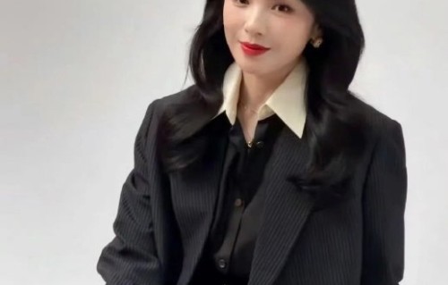 刘涛的表演哲学和敬业精神，对当下影视行业的年轻演员有何启示？