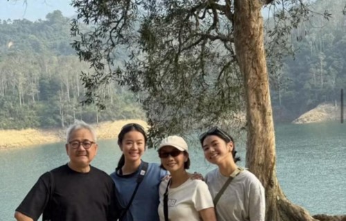 毛舜筠被艳羡：曾是“喜剧女王”，拒绝张国荣后为何两度闪婚闪离