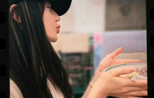 迪丽热巴素颜照引发网友哪些评价？