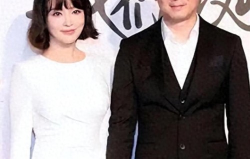 央视主持胡蝶，嫁给导演陆川，11年生了2个娃娃，如今过得咋样了