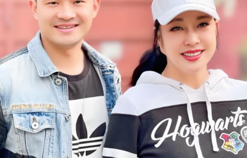 曾与大38岁刘晓庆同居6年，如今38岁穷到交不起租，相亲遭拒崩溃 