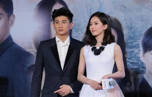 刘诗诗吴奇隆第6次被传婚变！机场牵手照曝光，网友：造谣够了没