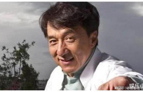 动作巨星成龙70岁仍坚持拍摄惊险动作戏，刷新影坛记录？|极限挑战|大哥|传奇|精神|拼搏