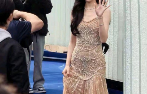 42岁唐嫣47岁章子怡登上热搜:一个被指沧桑妹,一个被嘲医美失败