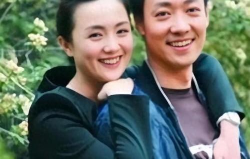 清明节还没到，52岁辛柏青近况曝光，剪了新发型，一番话让人安心