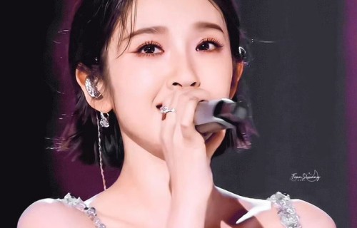 唐艺昕四公小队合照曝光，风格鲜明引期待|乘风2026|在播综艺|女导演|队员|闯关