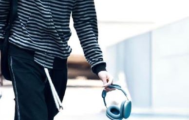 王橹杰高会语音公开原创角色，粉丝数断层第一却陷营业争议|王橹杰路透|舞台实力|王橹杰新剧|付彬言|我们的少年时代2