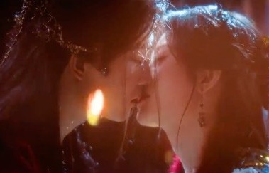 鞠婧祎田嘉瑞吻戏镜头 甜到不敢看