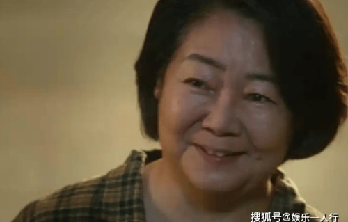 央视新剧《冬去春来》开播即爆！看完4集我断言：这剧又要火向全国，它能否复刻《南来北往》的收视神话？