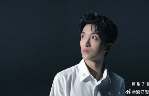 黄子弘凡是如何从声乐选秀歌手成长为榜单实力派的？