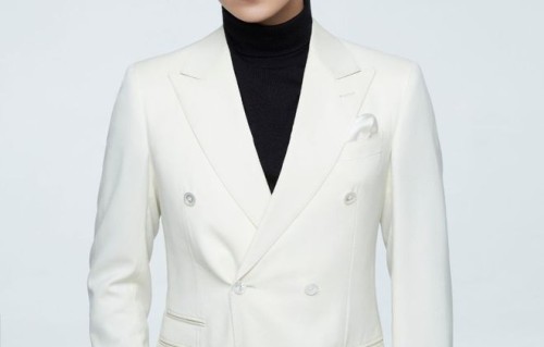 杨旭文生日写真曝光 气质俊朗风度翩翩