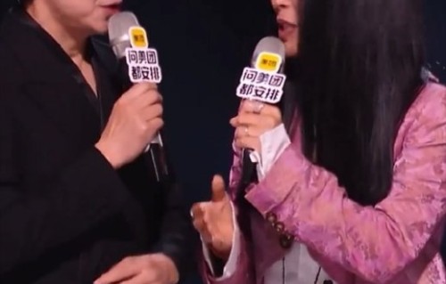 窦靖童一曲引爆全场！那英台下哭成泪人，背后是两代人的音乐传承