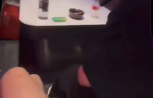 郭麒麟刘昊然严浩翔被曝逛商K，三人分别辟谣，清纯男孩瞬间塌房