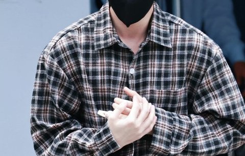 丁程鑫左手无名指骨裂伤势恢复了吗