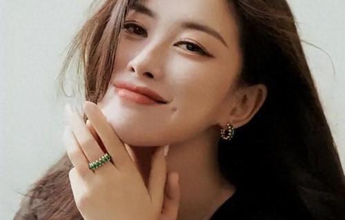 与全球著名富二代恋爱，连续10年入选世界百美，她到底有多厉害？