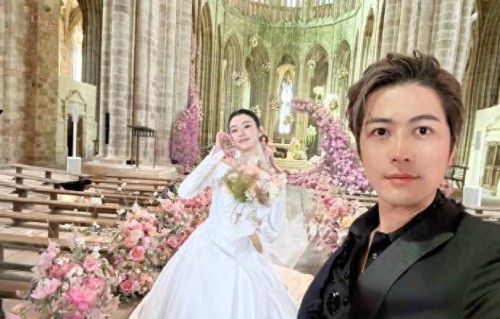 陈学冬现身奚梦瑶婚礼现场,曾因车祸失踪很久