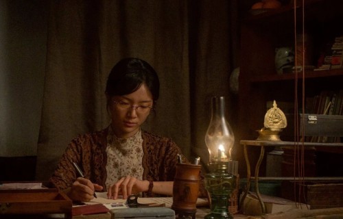 “从短视频刷出来的女主角”:零表演经验、还是大二学生的她,怎样成了《给阿嬷的情书》里的“南枝”?