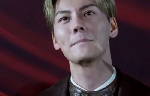 陈伟霆再演张启山与十年前有何不同？