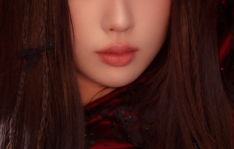 虞书欣的新专辑《Spicy Honey》有哪些音乐风格和亮点？