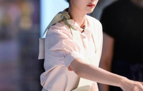 白鹿九年欢娱合约到期不续约,全员换团队独资单飞,网友吵翻_经纪_运营_事业