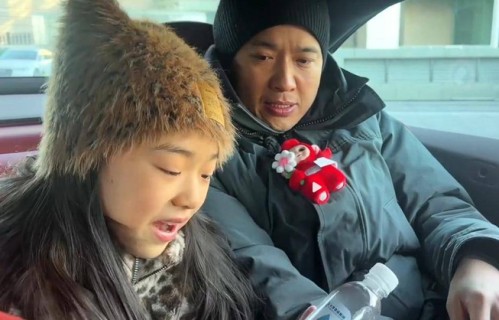 高云翔、董璇发文为女儿小酒窝庆10岁生日，并晒出女儿过往视频