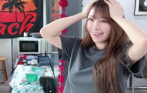 维妮娜：被《浪姐7》淘汰15天后，在湘举办粉丝见面会近200人参会|综艺|女主播_订阅