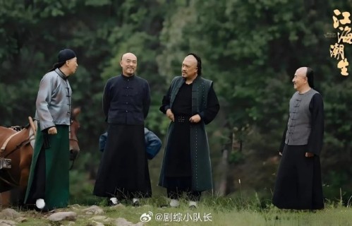 《江海潮生》中何冰与杨立新、郝平的对手戏有哪些看点？