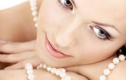 给老人的忠告：永远不要在子女面前，表现出以下5种行为_1785614628354