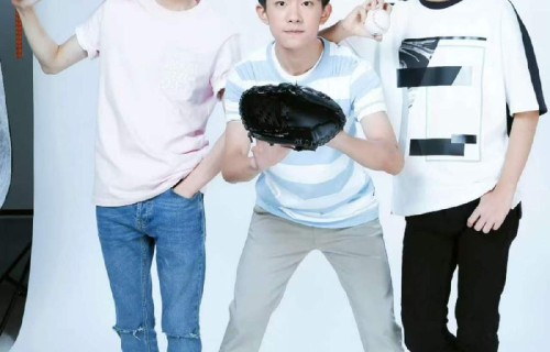 多家站姐发布TFBOYS旧照引集体怀旧