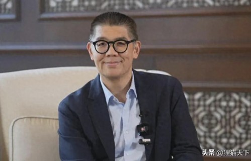 连家长子连胜文56岁，他和弟弟一文一武，胜武即将随行来访 