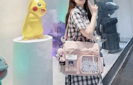 杨博文是谁？为什么他的痛包会火？