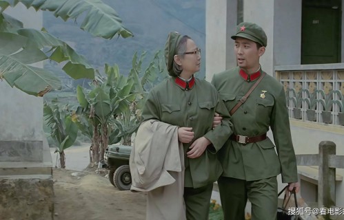 《高山下的花环》为什么贵妇人想曲线调动，却调不动赵蒙生？