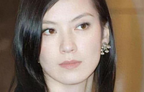 娱乐圈最渣女演员，17任男友无缝衔接，51岁的她稳嫁豪门