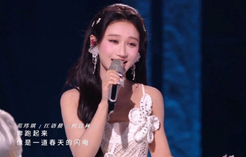 从争议到惊艳！何宣林《乘风2026》三公和声被赞'舞台点睛之笔'|质疑|节目组|情感|叶一茜|乐评