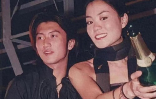 谢霆锋不再隐瞒，坦白不娶王菲的原因，与张柏芝的想法不谋而合