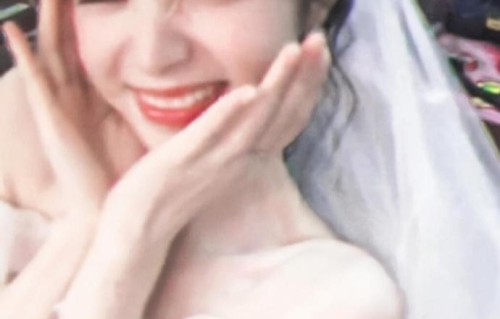 田曦薇胡一天婚纱照中的生菜捧花有什么特别含义？