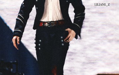 刘宇宁直播唱戴佩妮歌：200元版权费转账失败，却成业内榜样