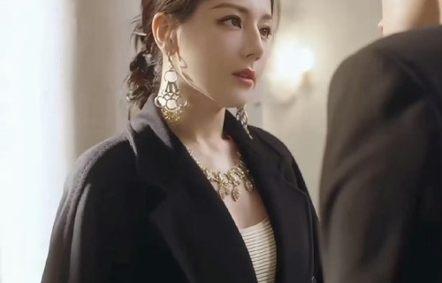 迪丽热巴陈飞宇主演短剧《白日提灯》上线