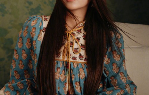 欧阳娣娣作为女团成员和北电学生，学业与事业如何平衡？