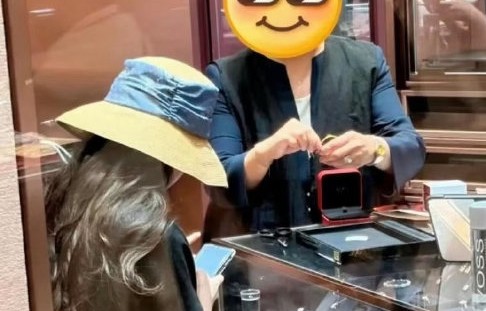 刘亦菲在《玫瑰的故事》中饰演的角色是谁？